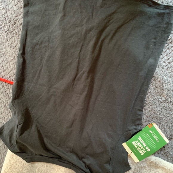 toad&Co A cute black shirt - Picture 4 of 4